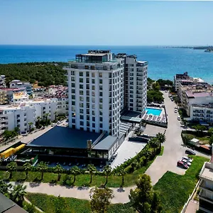 Отель City Point Beach&spa *****
